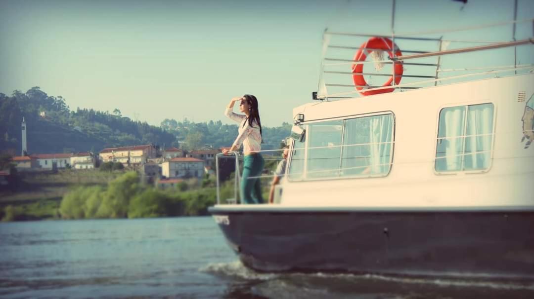 Douro Houseboats Hotell Marco de Canavezes Exteriör bild