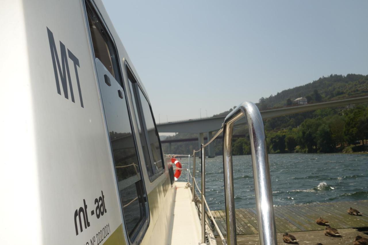 Douro Houseboats Hotell Marco de Canavezes Exteriör bild