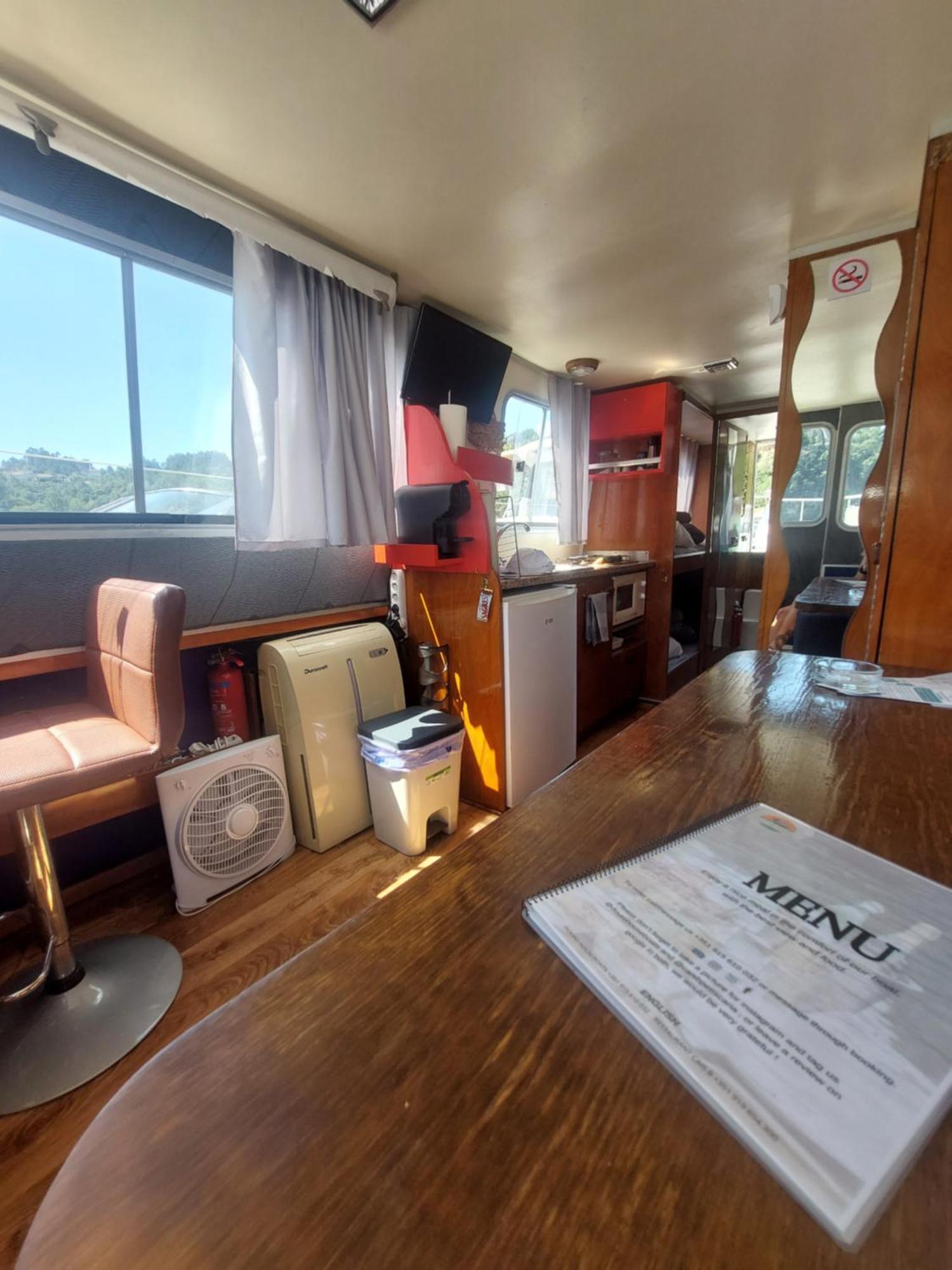 Douro Houseboats Hotell Marco de Canavezes Exteriör bild