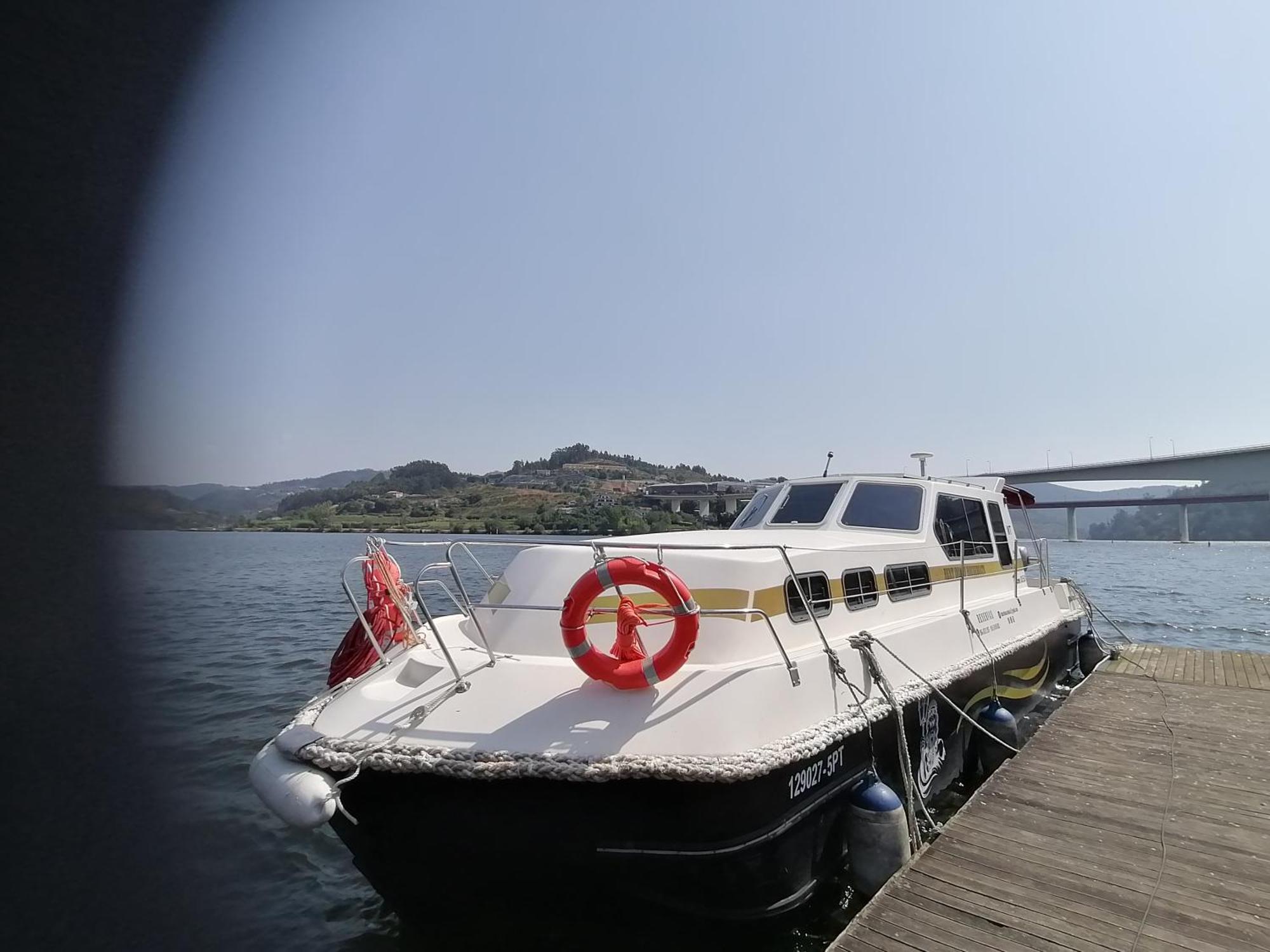 Douro Houseboats Hotell Marco de Canavezes Exteriör bild